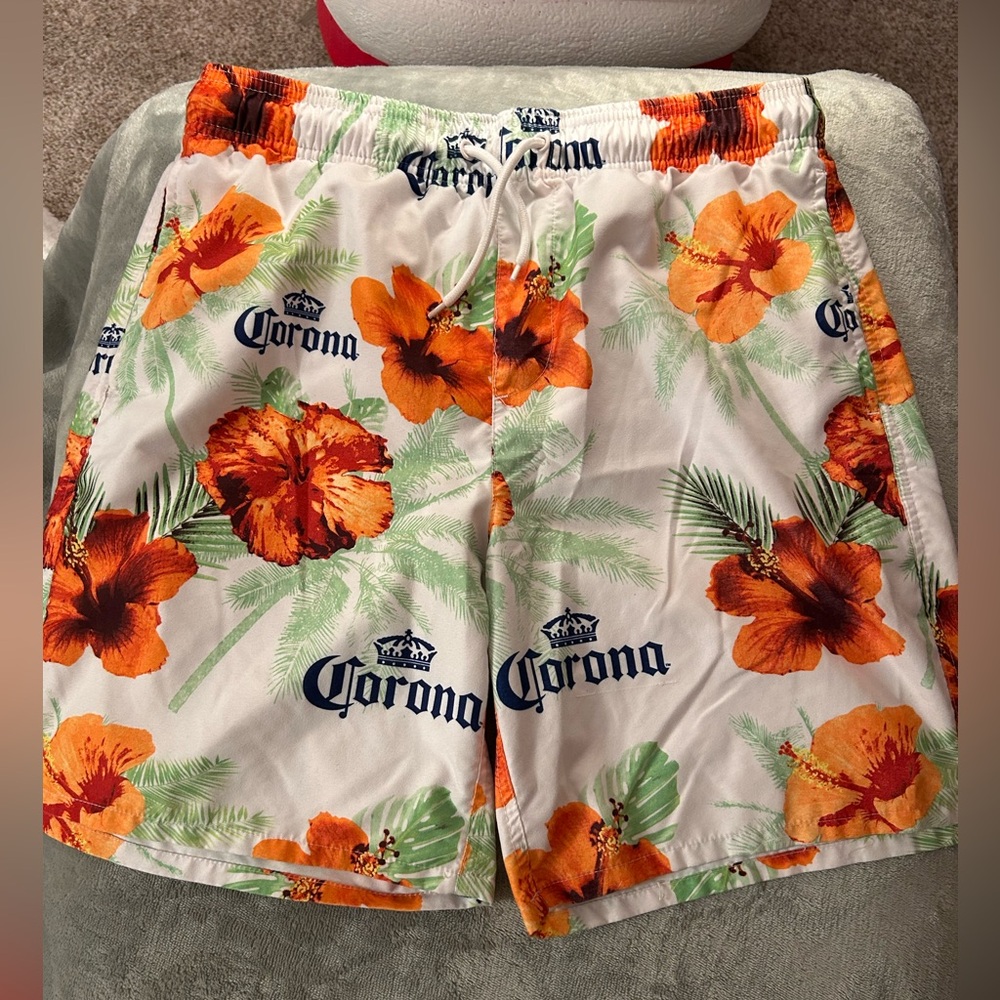 Corona Men's Tropical Floral Swim Shorts - Orange and Green